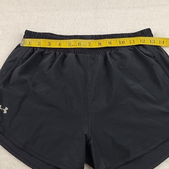 Under Armour Womens Size XS Black Loose Fly By 2.0 HeatGear Running Shorts - Picture 4 of 10